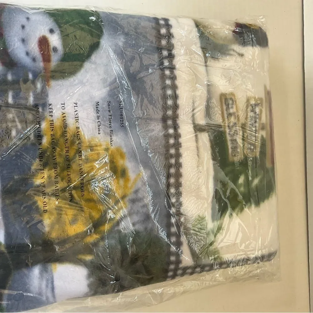 FLEECE Blanket Snow Laurie Korsgaden New in package